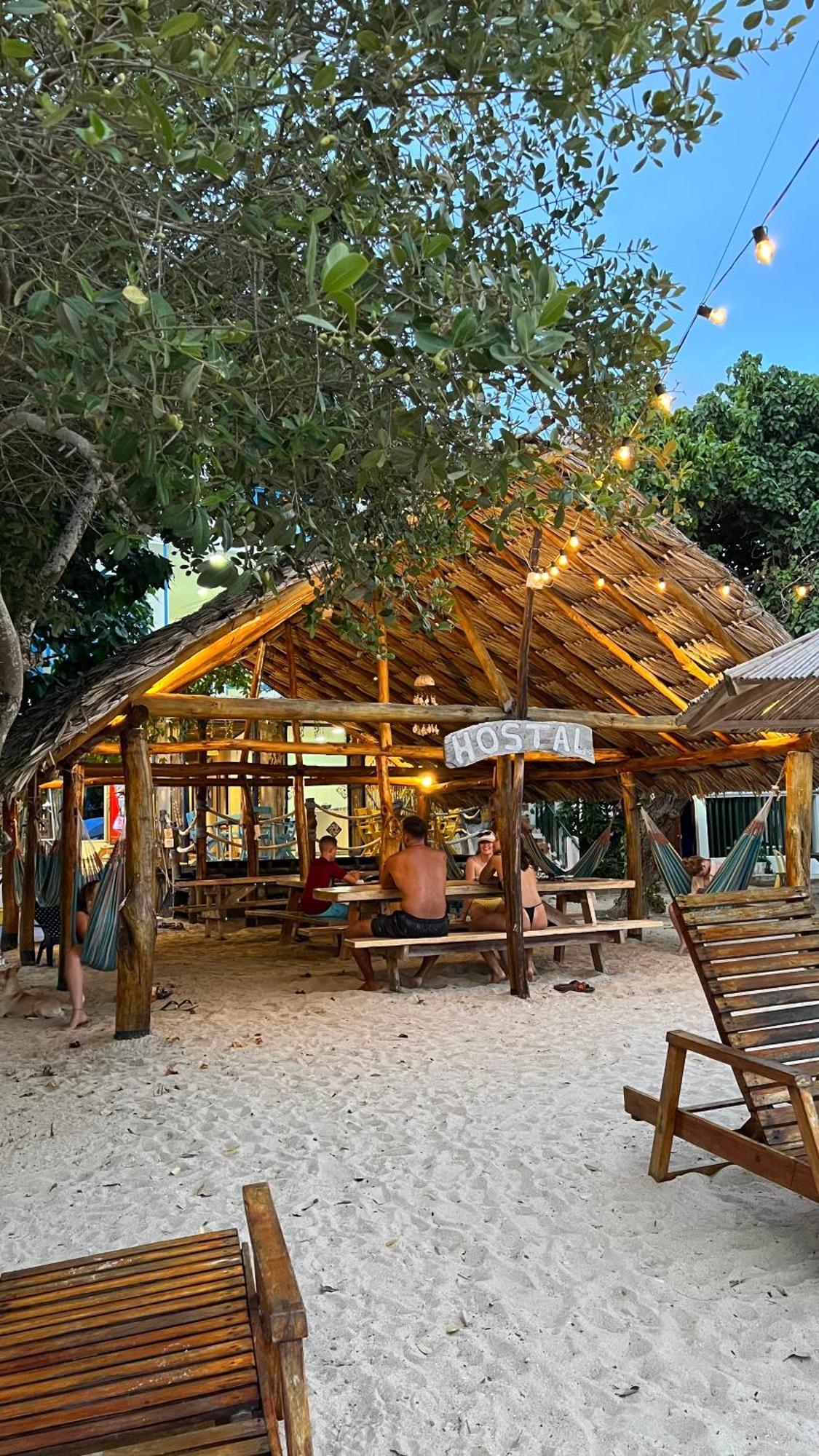 Hostel Beach House Rincón 外观 照片