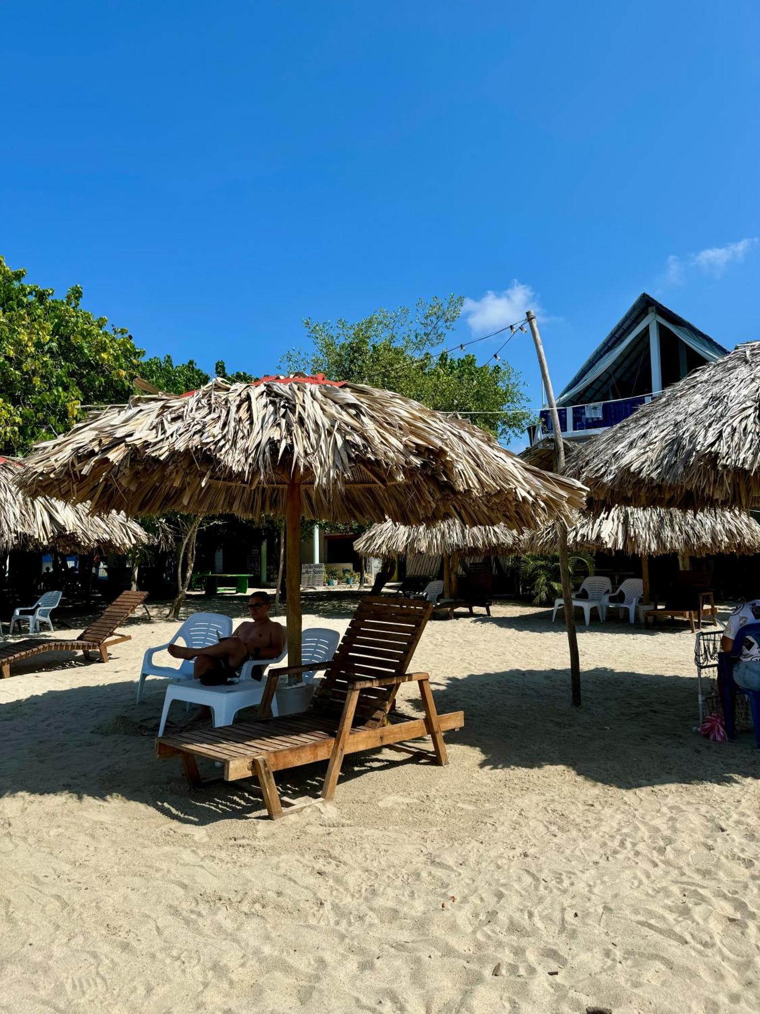Hostel Beach House Rincón 外观 照片